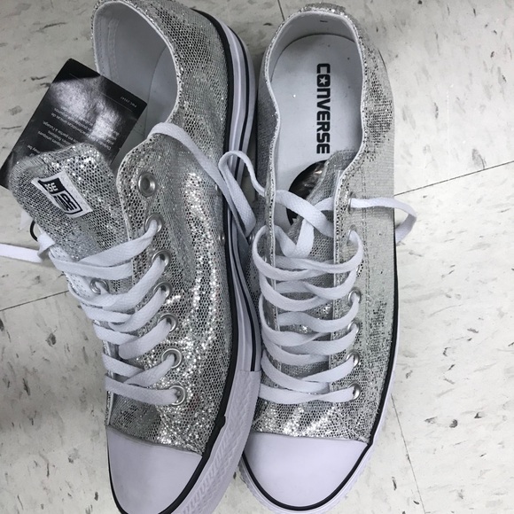 chuck taylor silver glitter
